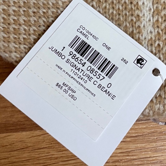 NWT Coach Women’s Jumbo Signature C Beanie main image 6